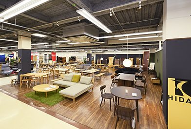 プレミアムアウトレット プラス 高崎店2F4